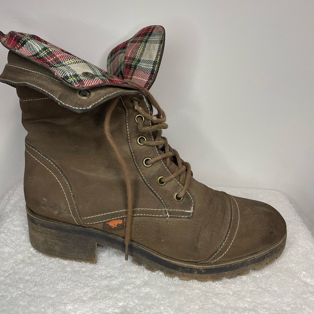 Rocket dog boots Size 8. Used. Good condition